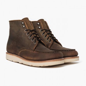 Men's Thursday Boots Diplomat Chukka Boots Brown | UAE357035