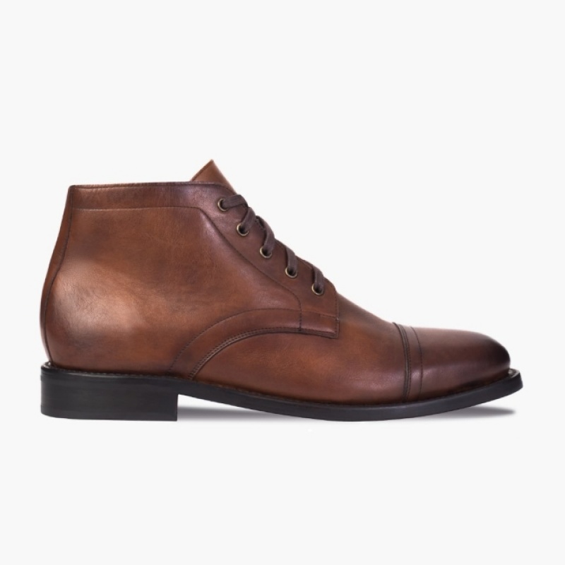 Men's Thursday Boots Cadet Chukka Boots Brown | UAE357039