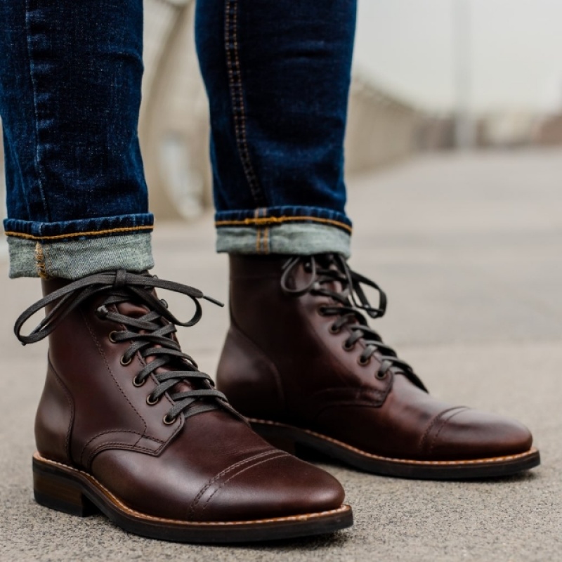 Men's Thursday Boots Captain Chukka Boots Brown | UAE357036