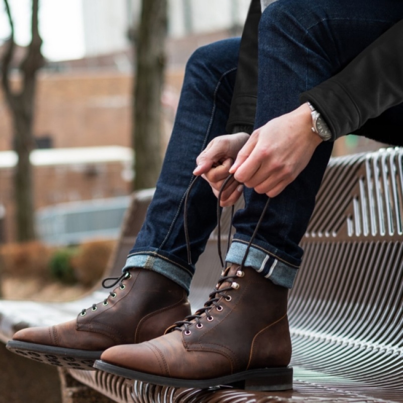 Men's Thursday Boots Captain Chukka Boots Brown | UAE357037