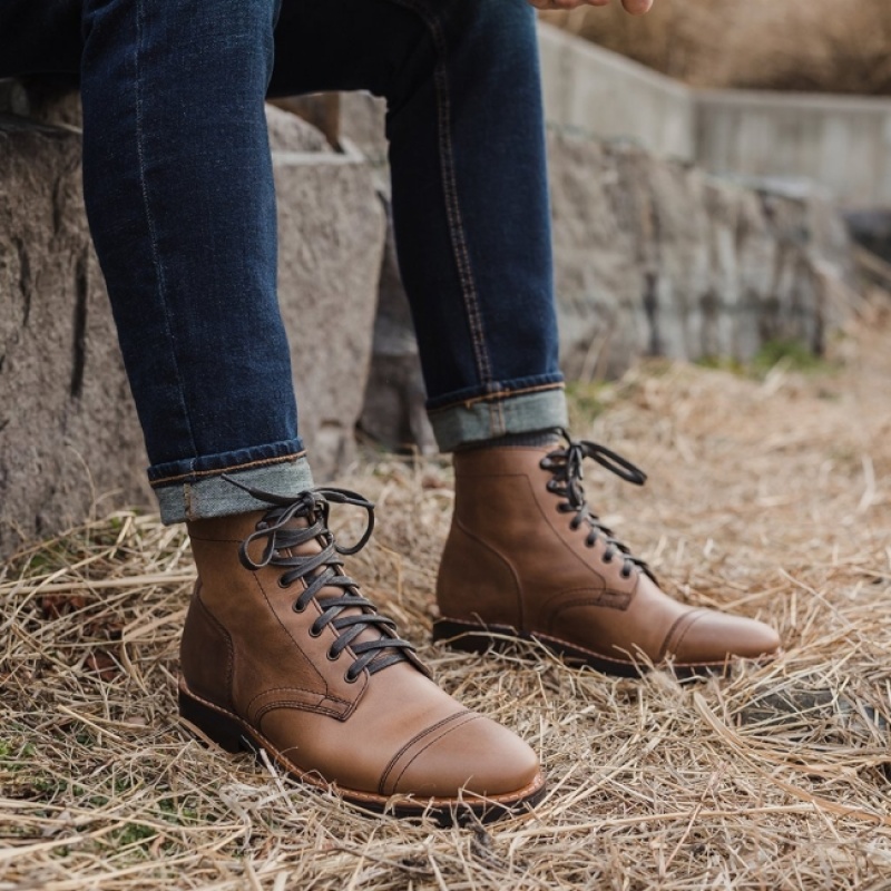 Men's Thursday Boots Captain Lace-Up Boots Brown | UAE357105