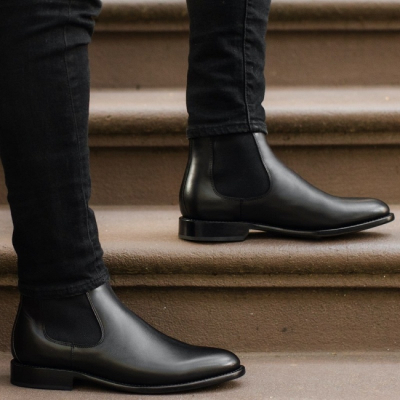 Men's Thursday Boots Cavalier Chelsea Boots Black | UAE357018