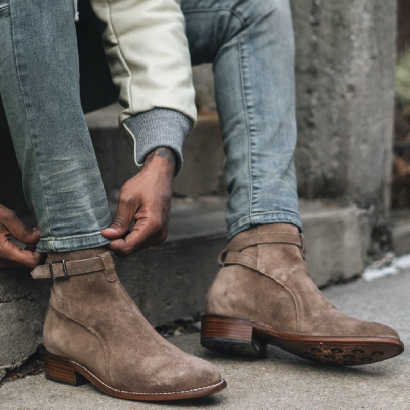 Men's Thursday Boots Rogue Chelsea Boots Brown | UAE356997