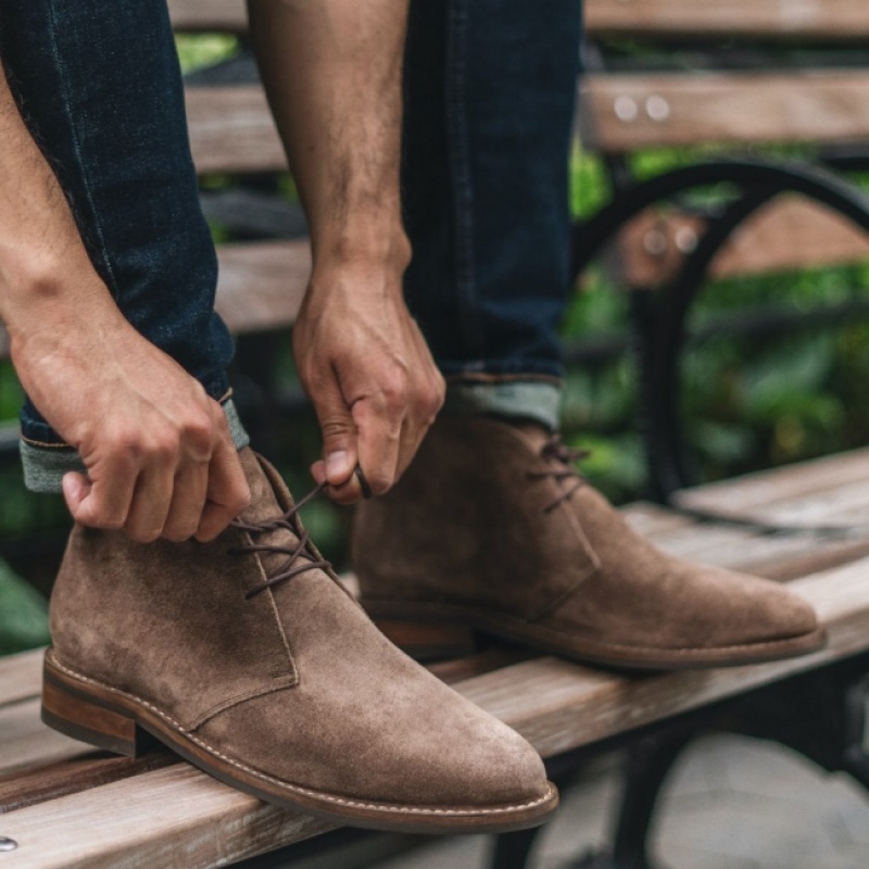 Men's Thursday Boots Scout Chukka Boots Brown | UAE357025