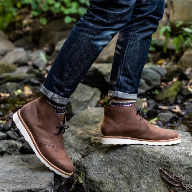 Men's Thursday Boots Scout Chukka Boots Brown | UAE357032