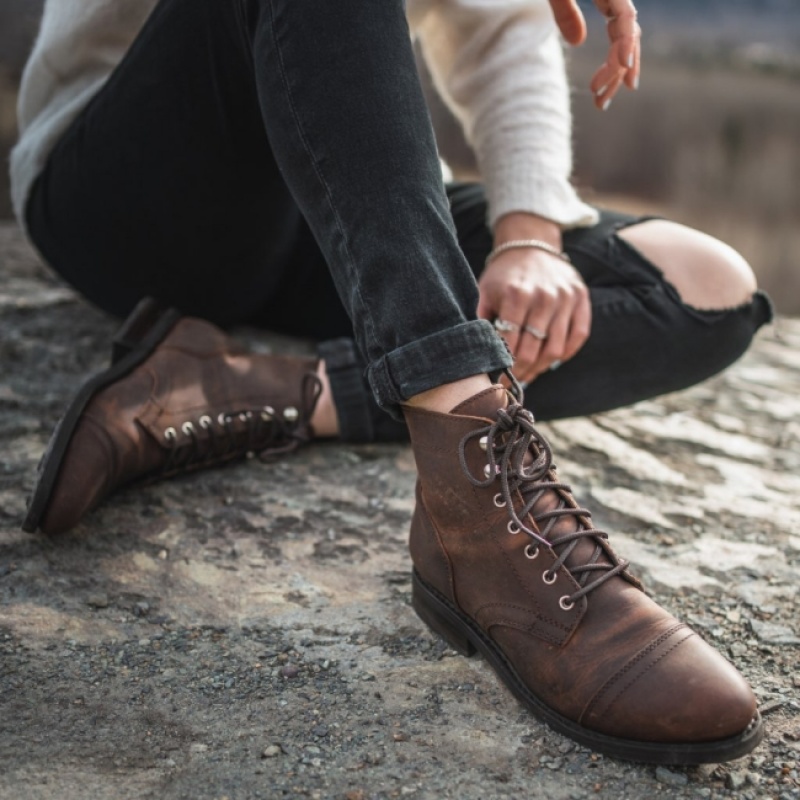 Women's Thursday Boots Captain Lace-Up Boots Brown | UAE356964