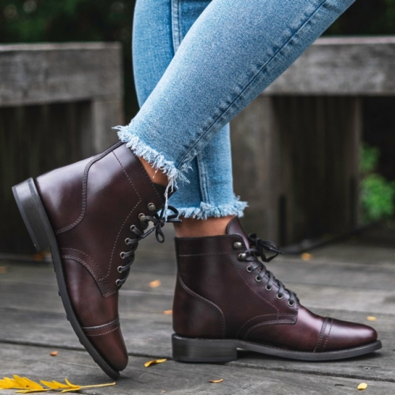 Women's Thursday Boots Captain Lace-Up Boots Brown | UAE356966