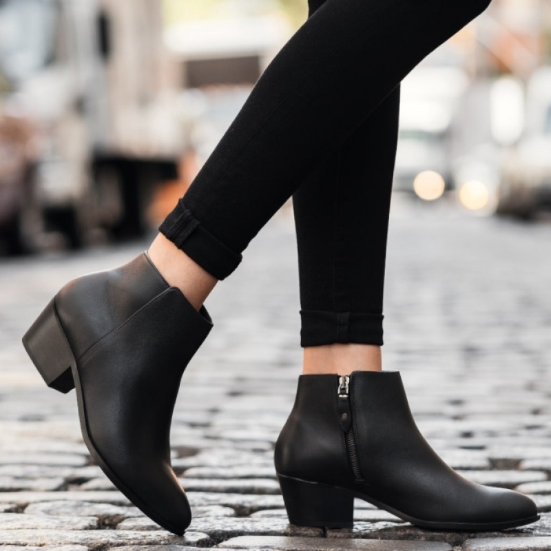 Women's Thursday Boots Downtown Booties Black | UAE356897